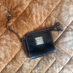 Dooney and Bourke Card holder